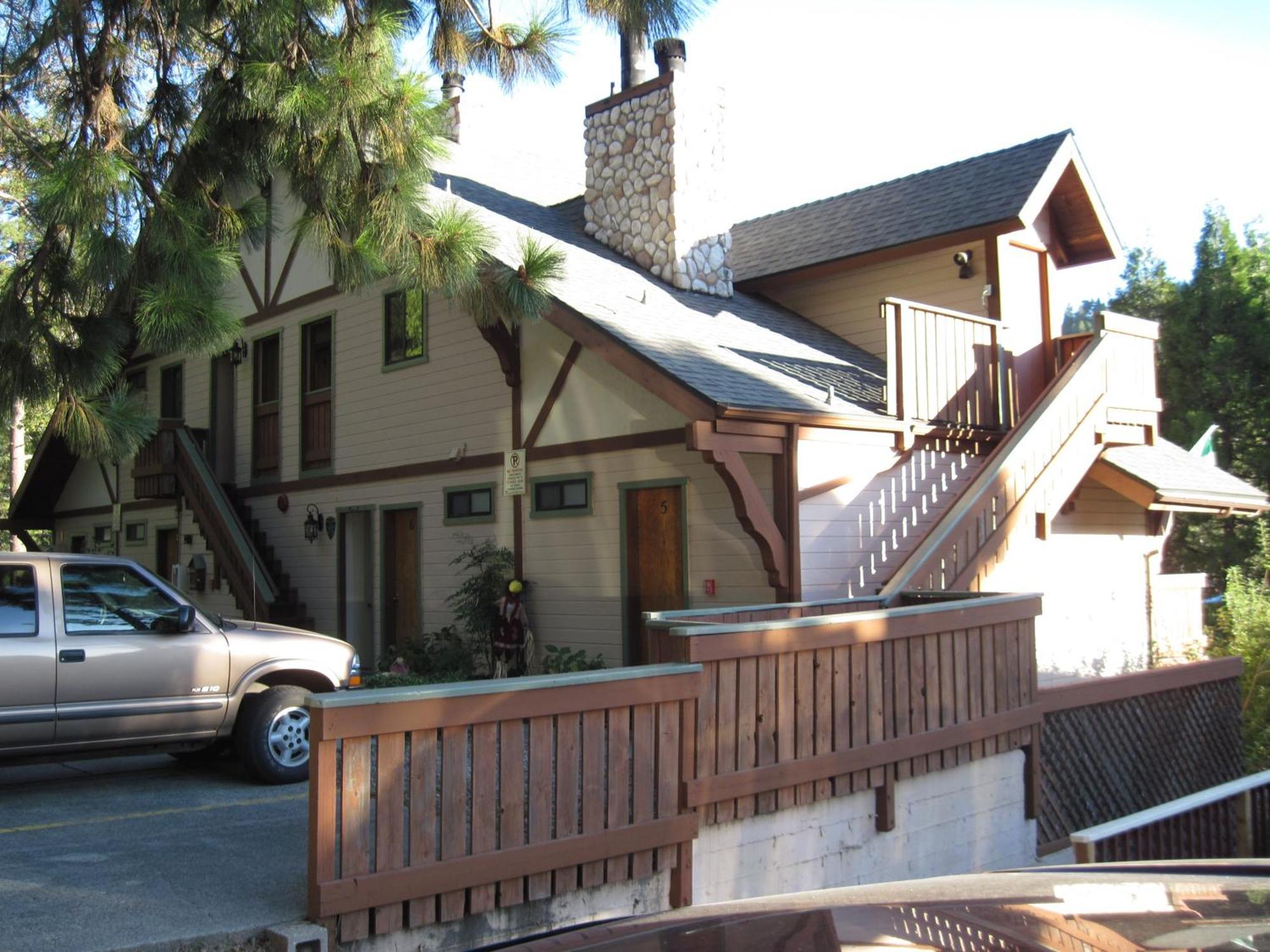 The North Shore Inn Crestline Bagian luar foto